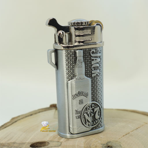 فندک فلزی طرح Jack Daniel's با طراحی برجسته و کلاسیک